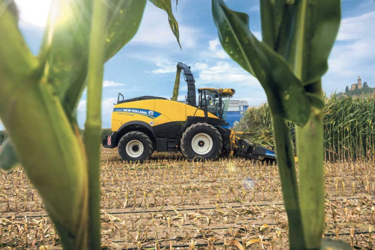 new-holland-fr920-05-768x513.jpg