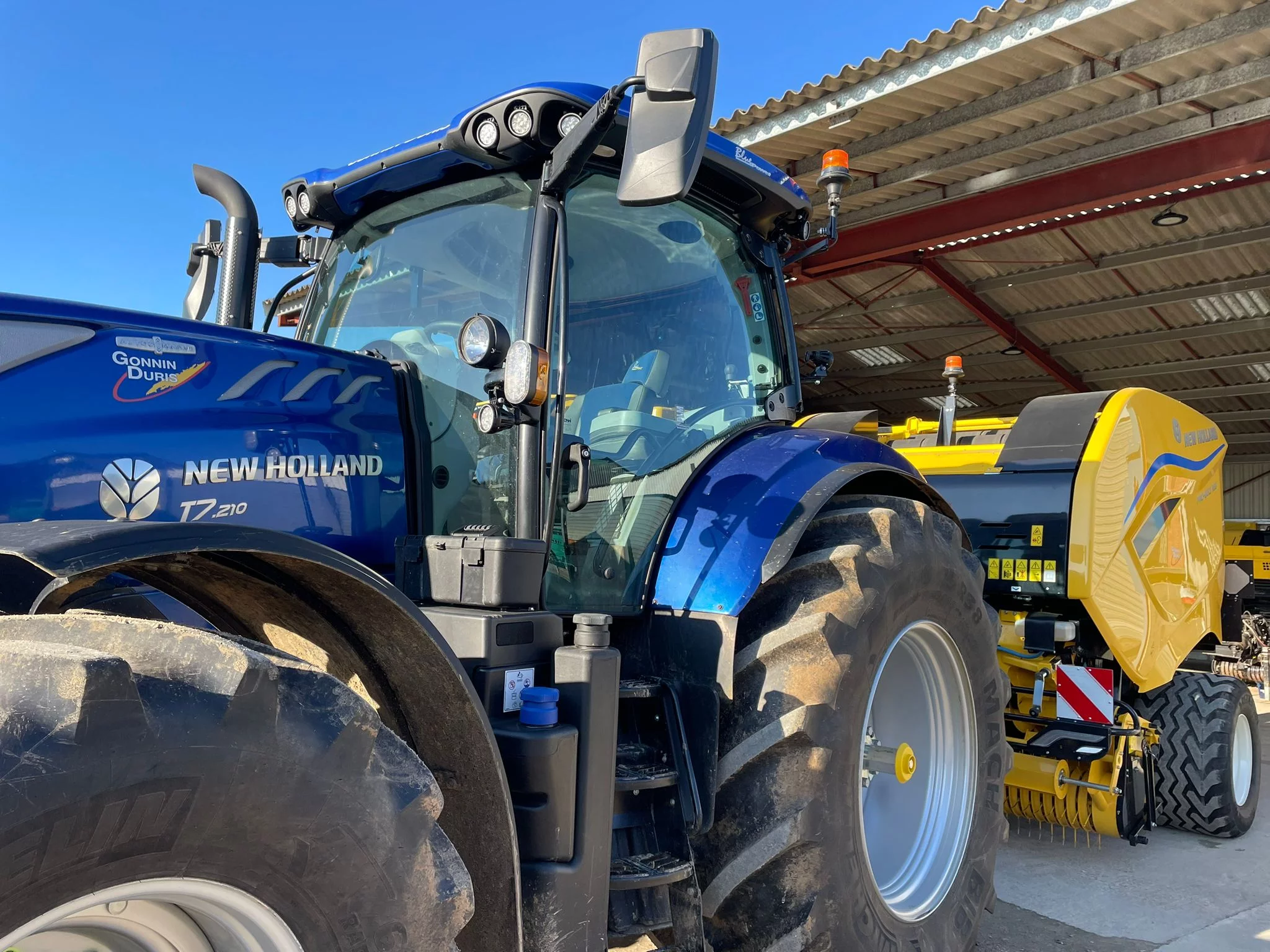 new holland.jpg