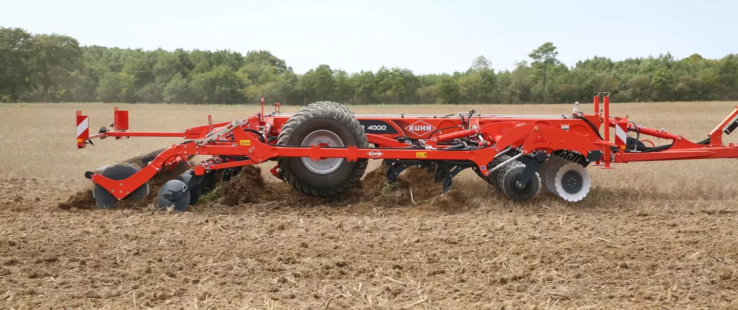Performer_Deep-working-cultivator_Tillage_tines-rows.JPG.webp