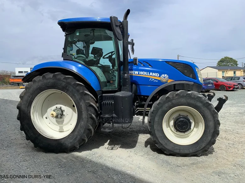 Tracteur Occasion NEW-HOLLAND T7.210