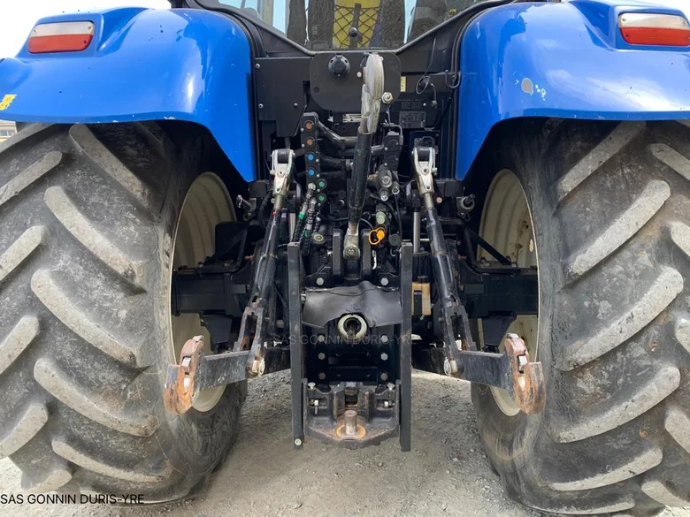 Tracteur Occasion NEW-HOLLAND T7.210