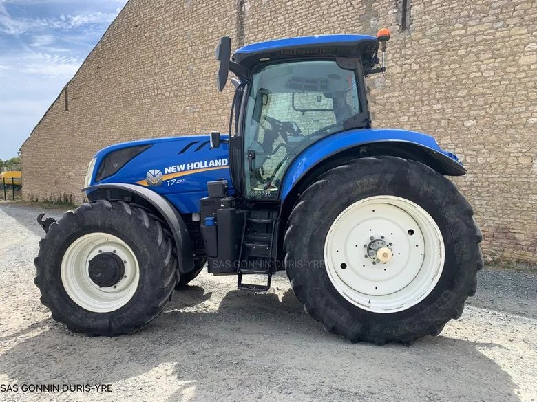 Tracteur Occasion NEW-HOLLAND T7.210