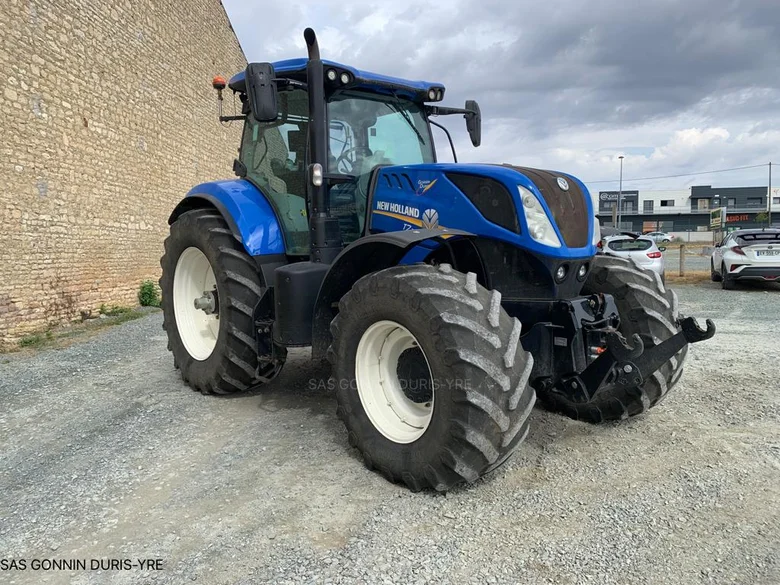 Tracteur Occasion NEW-HOLLAND T7.230