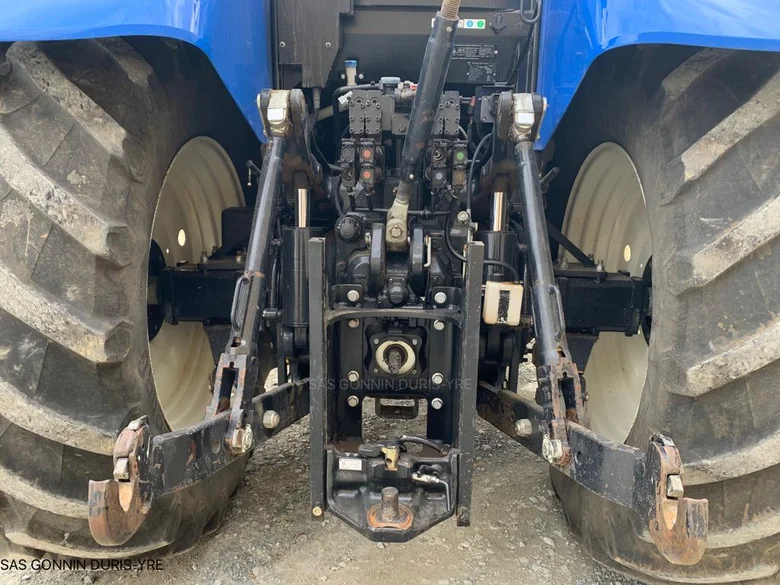Tracteur Occasion NEW-HOLLAND T7.230