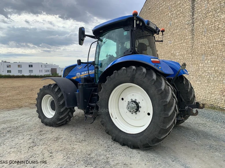 Tracteur Occasion NEW-HOLLAND T7.230
