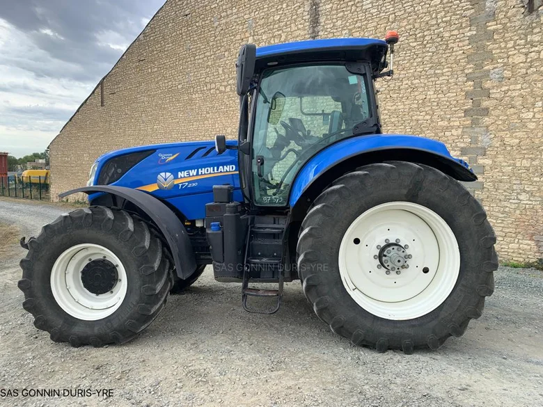 Tracteur Occasion NEW-HOLLAND T7.230