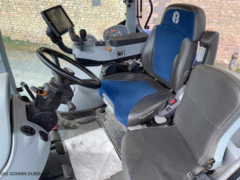Tracteur Occasion NEW-HOLLAND T7.230