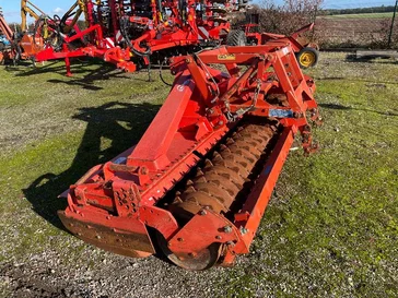 Outil du sol animé KUHN HR 4003