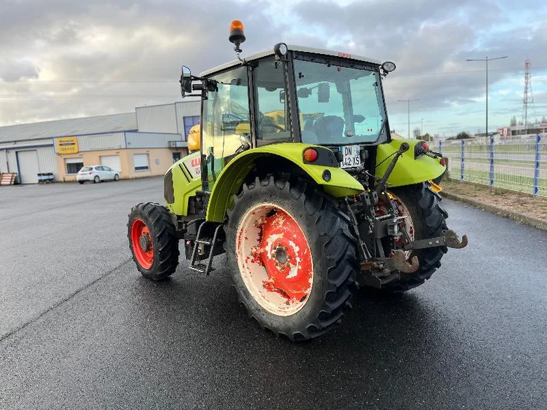 Tracteur Occasion CLAAS AXOS 310