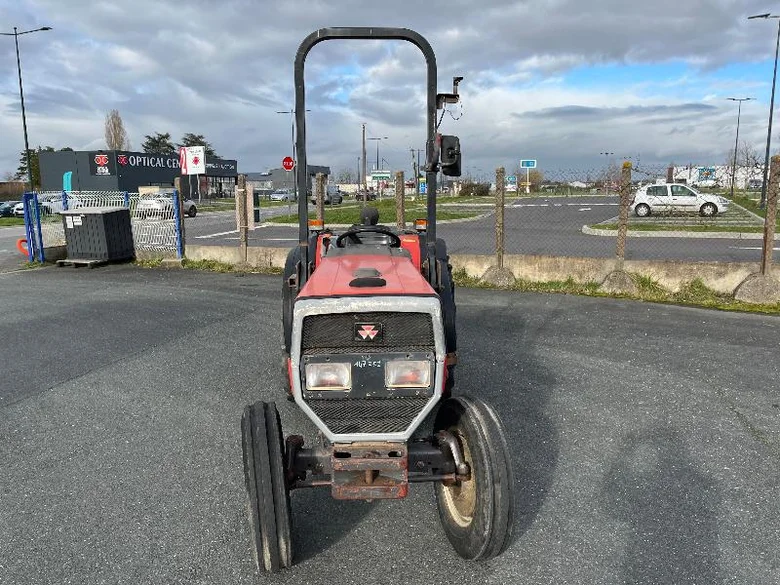 Tracteur Occasion MASSEY FERGUSON 374