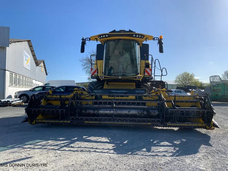 Moissonneuse batteuse NEW-HOLLAND CX 7.80