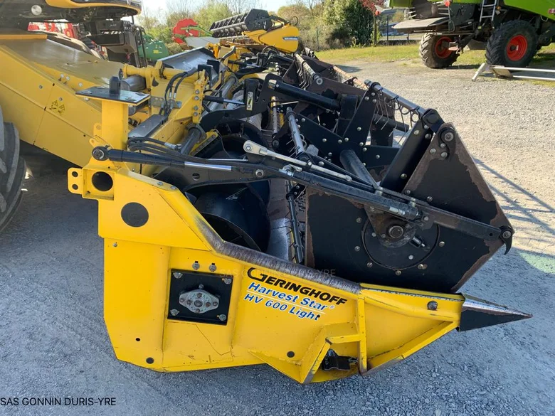 Moissonneuse batteuse NEW-HOLLAND CX 7.80