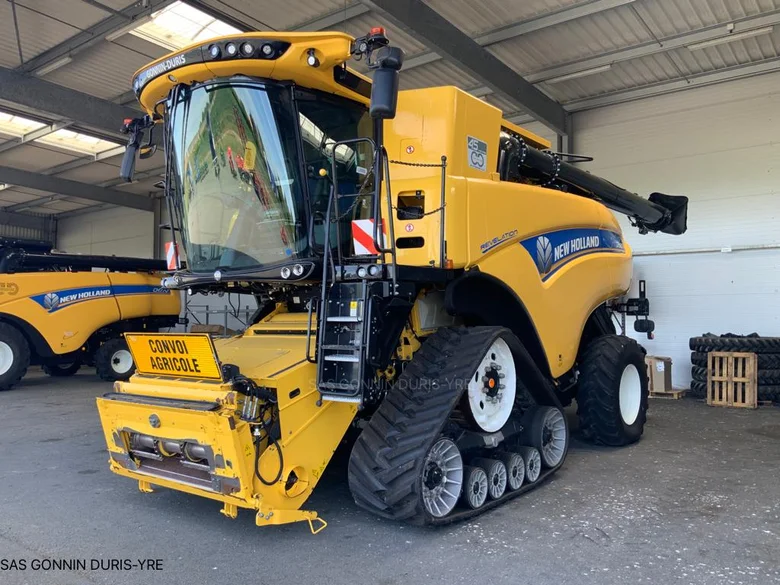Moissonneuse batteuse NEW-HOLLAND CR 9.80