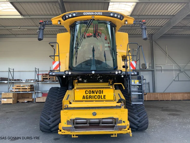 Moissonneuse batteuse NEW-HOLLAND CR 9.80