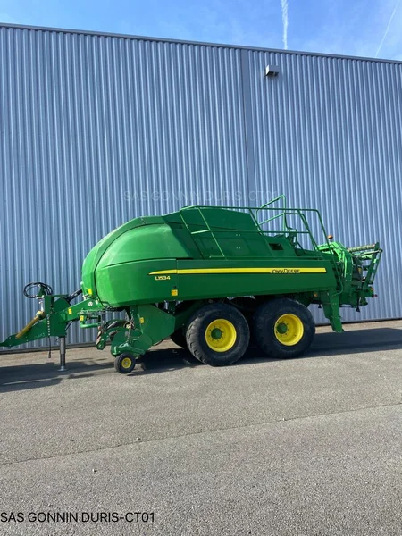 Presse JOHN-DEERE L1534