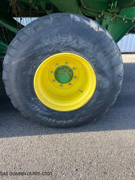 Presse JOHN-DEERE L1534