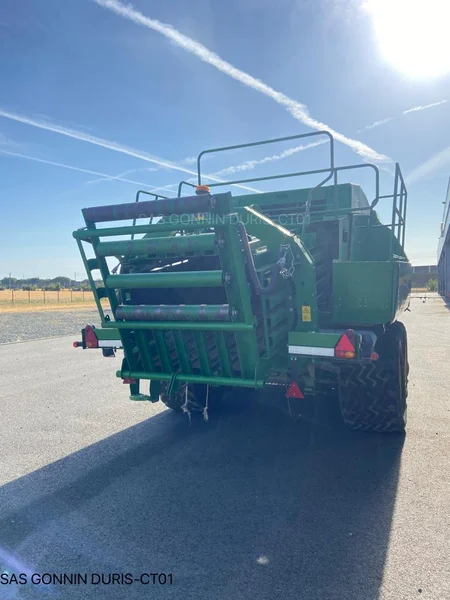 Presse JOHN-DEERE L1534