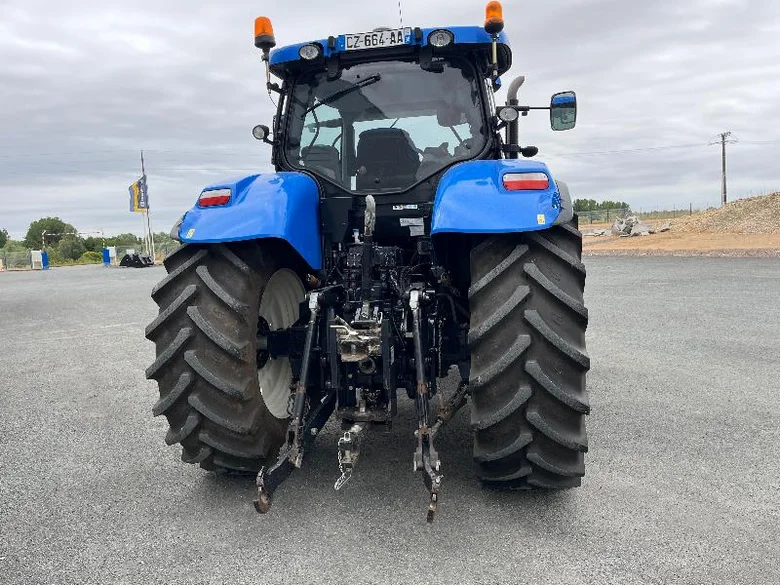 Tracteur Occasion NEW-HOLLAND T7.260