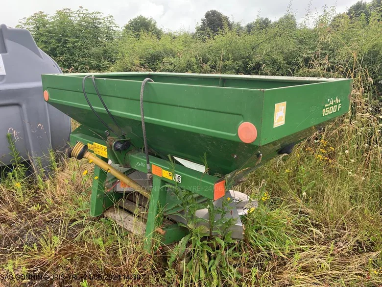 Semoir AMAZONE ZAM 1500