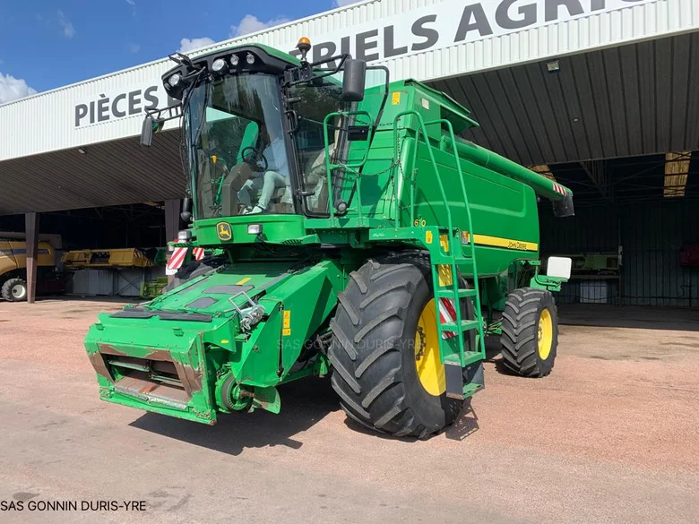 Moissonneuse batteuse JOHN-DEERE C670