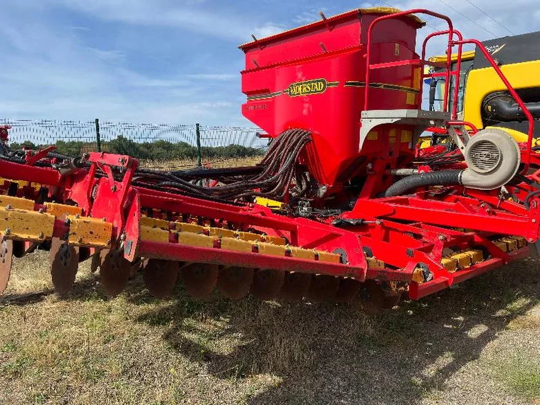 Semoir VADERSTAD RAPID 800AS