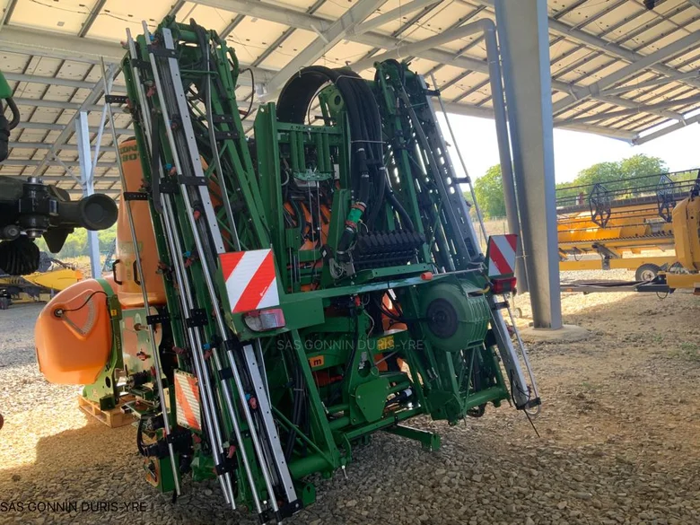 Pulvérisateur AMAZONE UF 1801