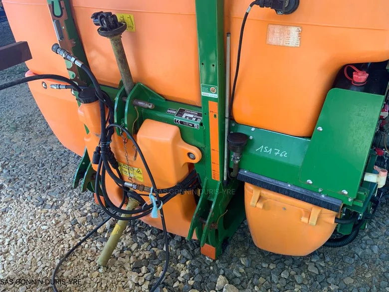 Pulvérisateur AMAZONE UF 1801