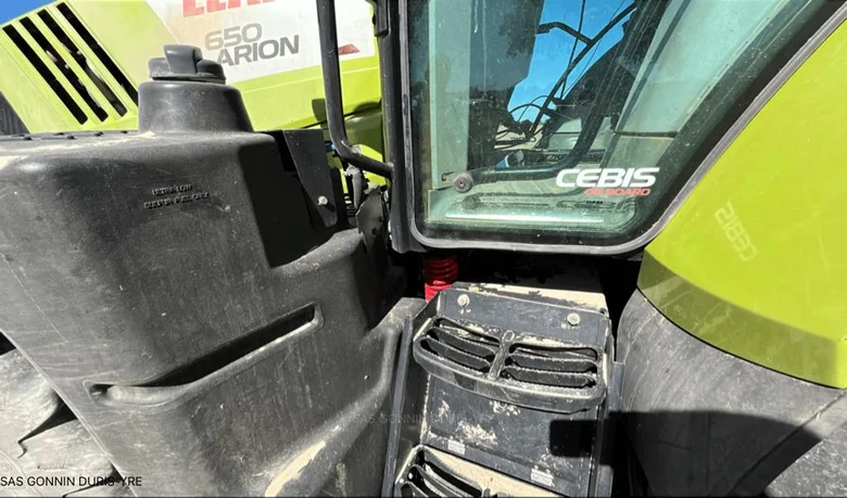 Tracteur Occasion CLAAS ARION 650