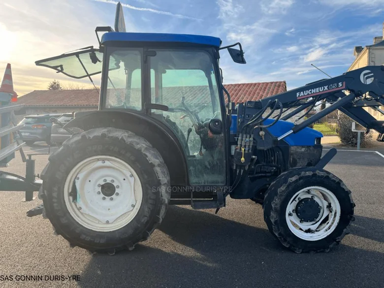 Tracteur Occasion NEW-HOLLAND TN 65 D