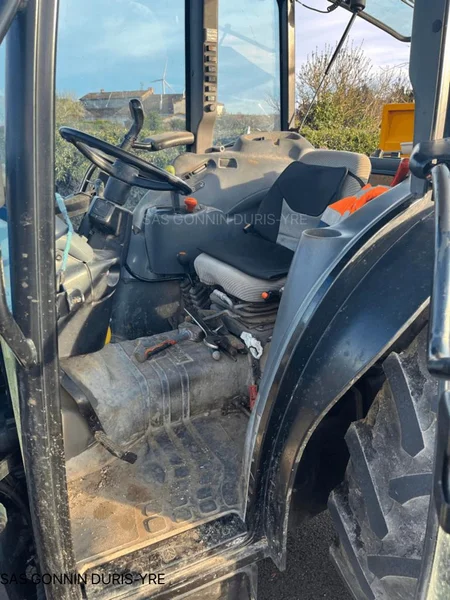 Tracteur Occasion NEW-HOLLAND TN 65 D